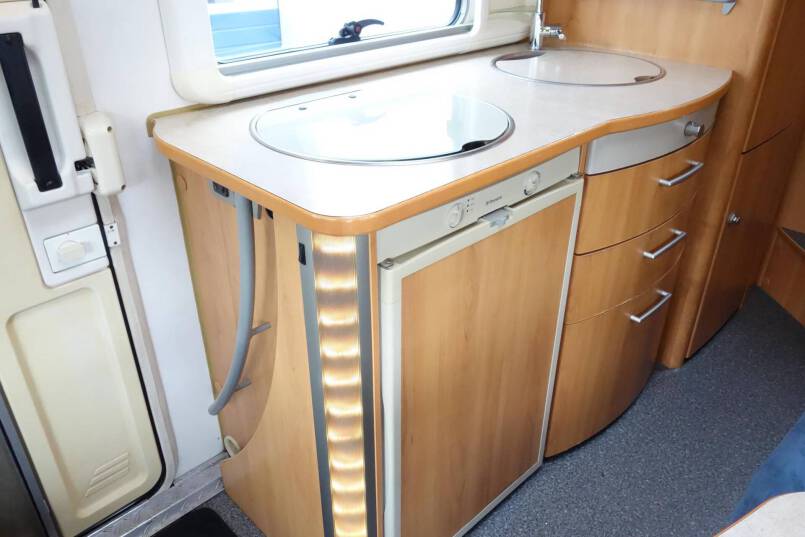 Hymer B 630 G StarLine Hymer B 630 G  vast bed/garage/L-zit StarLine 22