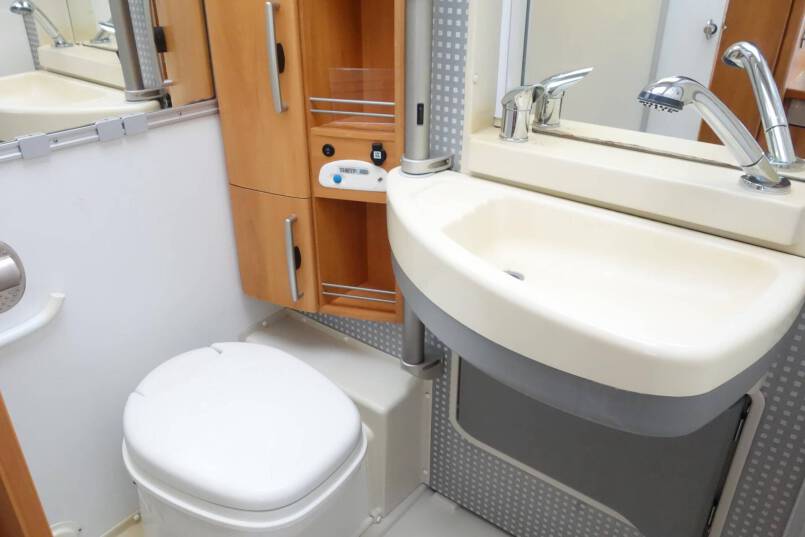 Hymer B 630 G StarLine Hymer B 630 G  vast bed/garage/L-zit StarLine 28