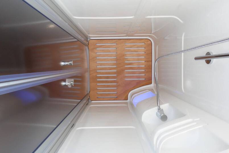Hymer B 704 SL SupremeLine AUTOMAAT, 180 pk, Crystal-zilver metallic, 2 aparte bedden 56