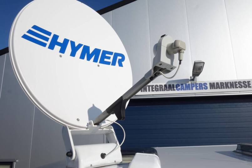 Hymer B 704 SL SupremeLine AUTOMAAT, 180 pk, Crystal-zilver metallic, 2 aparte bedden 65