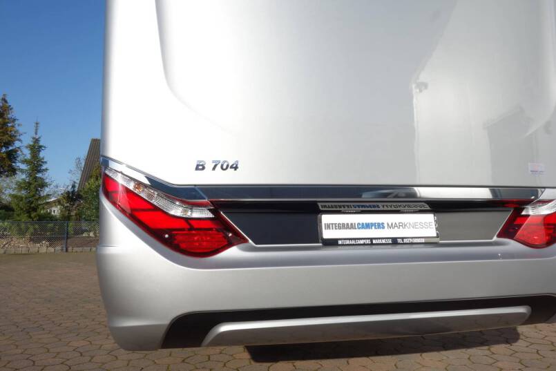 Hymer B 704 SL SupremeLine AUTOMAAT, 180 pk, Crystal-zilver metallic, 2 aparte bedden 6