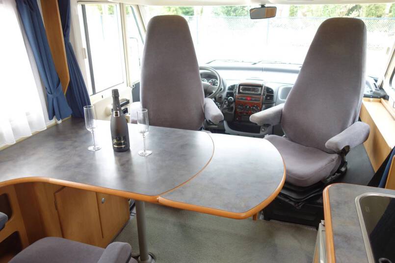 Hymer B 524 G luxe barzit met garage 18