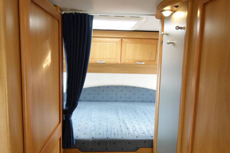 Hymer B 524 G luxe barzit met garage 22