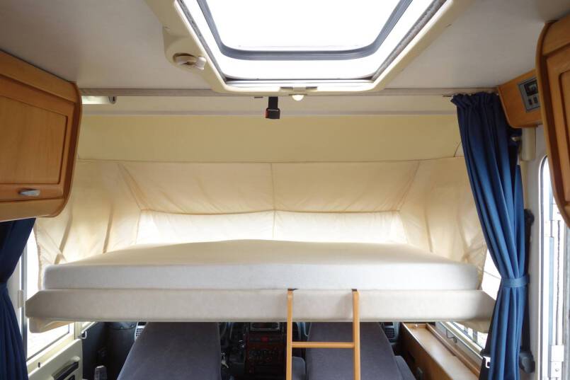 Hymer B 524 G luxe barzit met garage 26