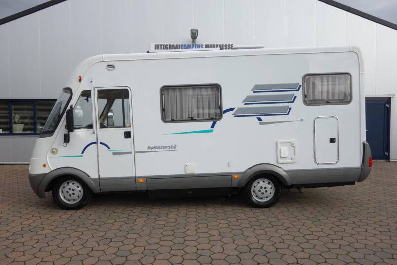 Hymer B 524 G luxe barzit met garage 2