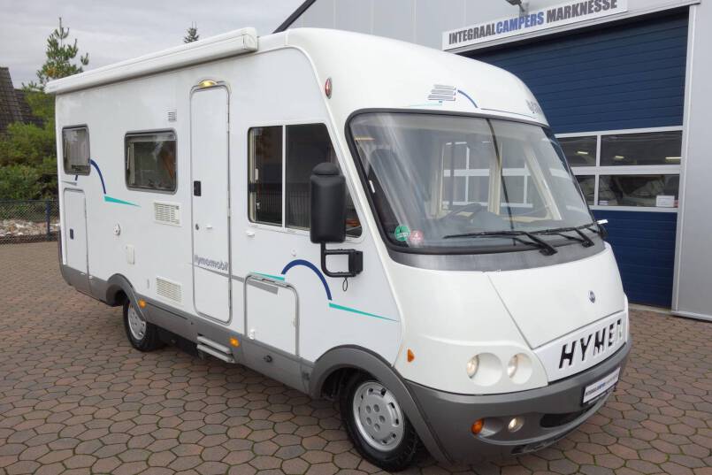 Hymer B 524 G luxe barzit met garage 4