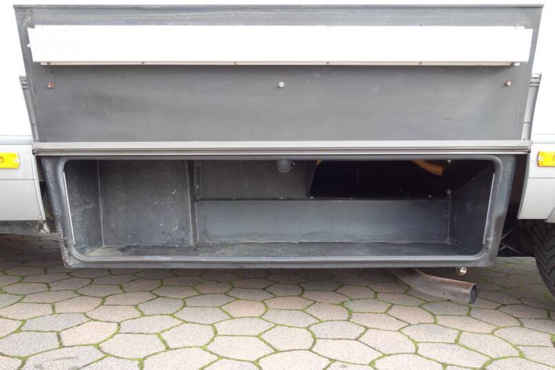 Hymer B 524 G luxe barzit met garage 8
