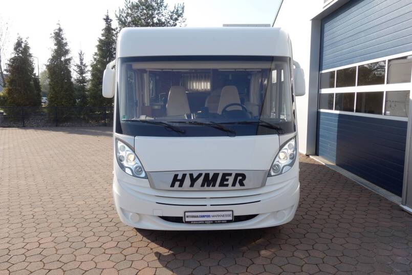 Hymer B 514 compacte 4 persoons met garage 1