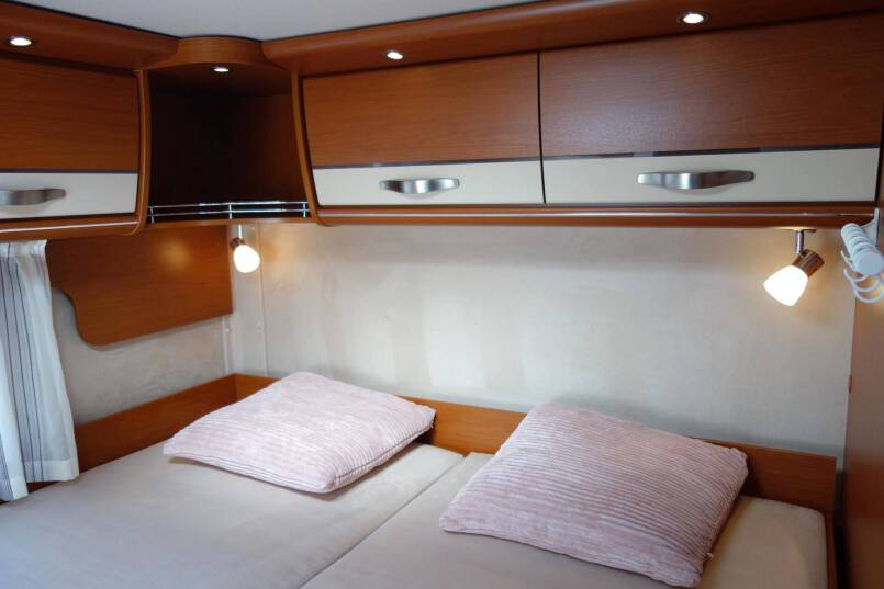Hymer B 514 compacte 4 persoons met garage 23