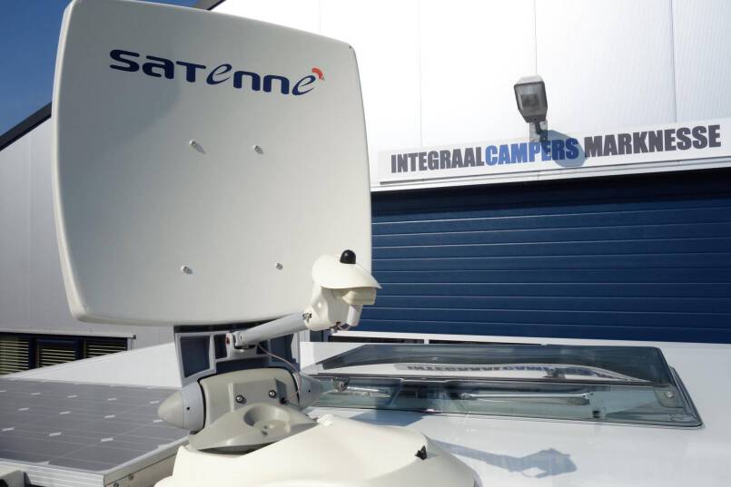 Hymer B 514 compacte 4 persoons met garage 33