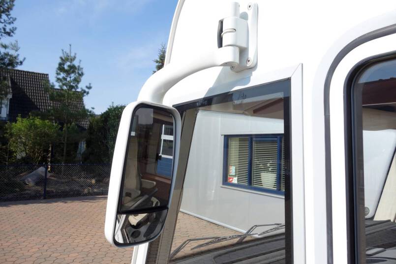 Hymer B 514 compacte 4 persoons met garage 7