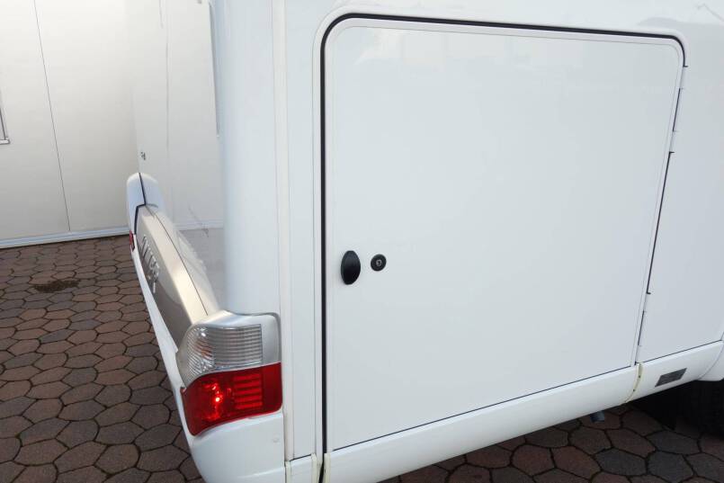Hymer B 704 PL AUTOMAAT, 177 pk PremiumLine, 2 aparte bedden 9