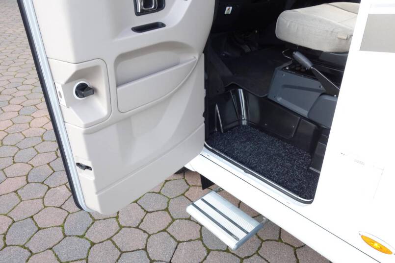 Hymer B 704 PL AUTOMAAT, 177 pk PremiumLine, 2 aparte bedden 17