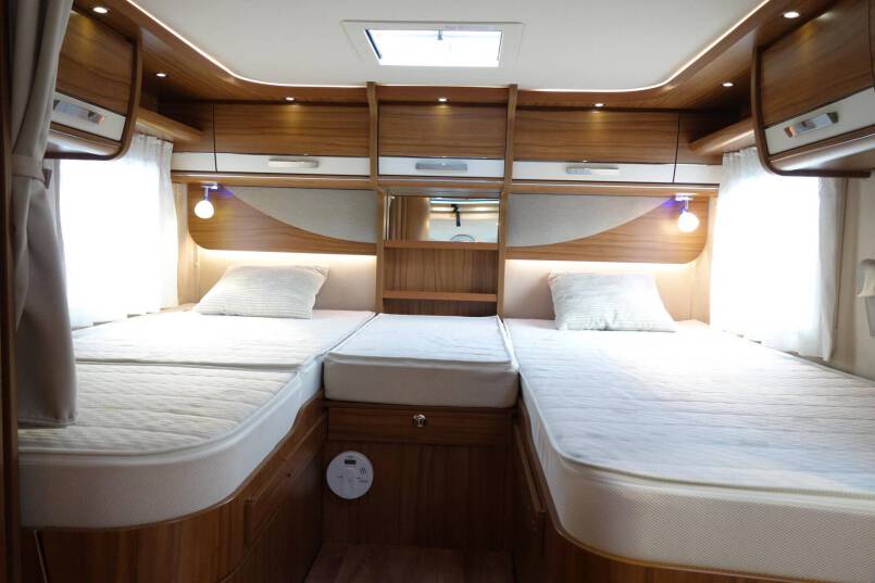Hymer B 704 PL AUTOMAAT, 177 pk PremiumLine, 2 aparte bedden 37