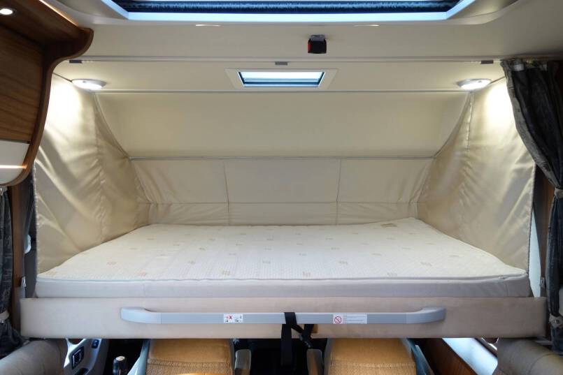Hymer B 704 PL AUTOMAAT, 177 pk PremiumLine, 2 aparte bedden 45