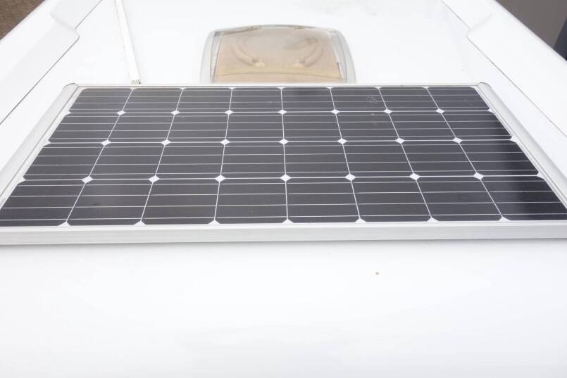 Knaus TI 600 compact, 2 aparte bedden, garage 30