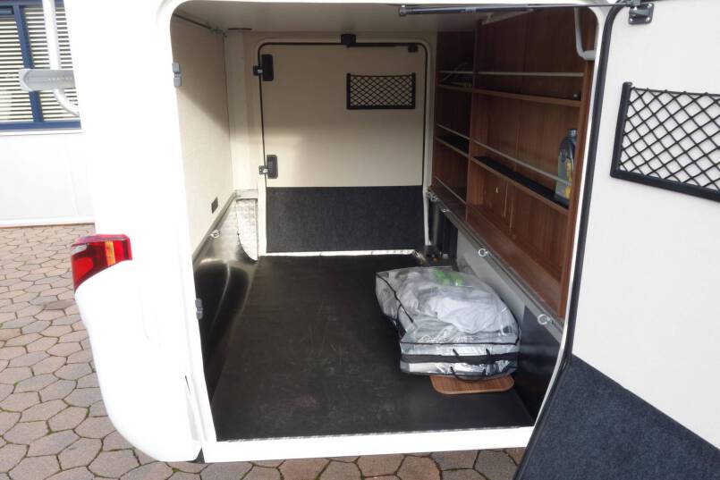 Hymer BMC I 680 9 G AUTOMAAT, 2 aparte bedden 11