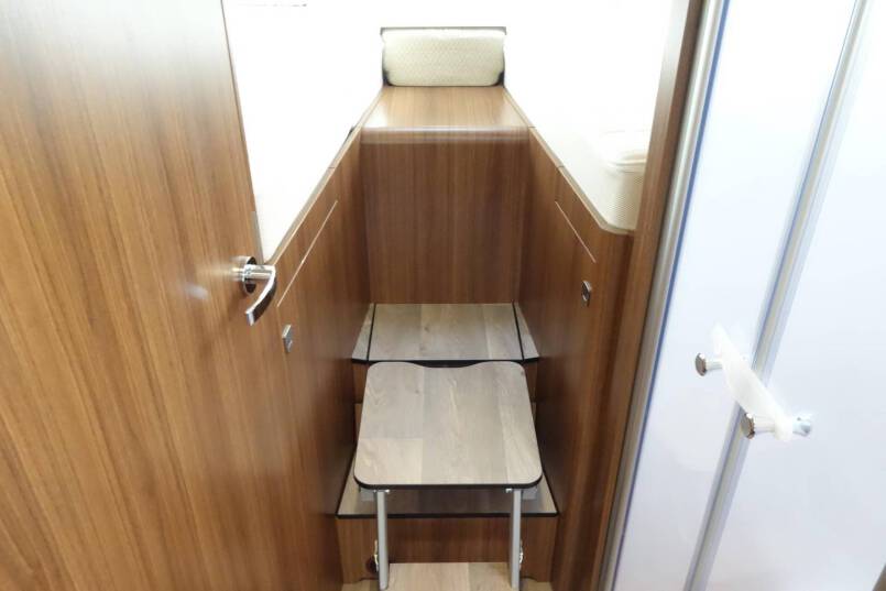 Hymer BMC I 680 9 G AUTOMAAT, 2 aparte bedden 36
