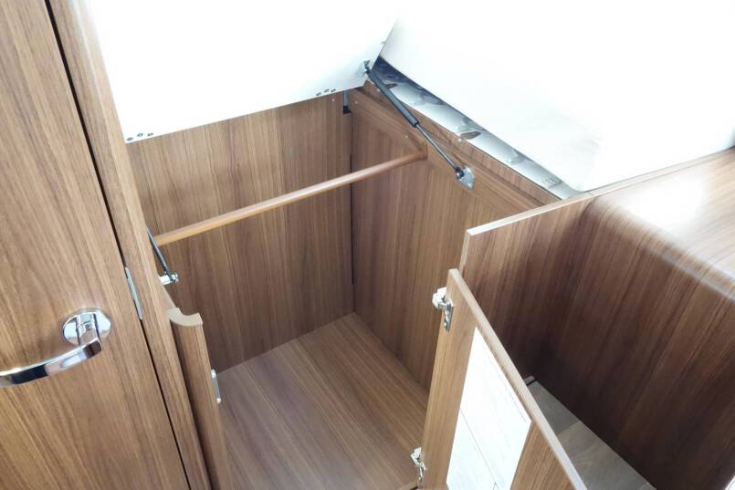 Hymer BMC I 680 9 G AUTOMAAT, 2 aparte bedden 37