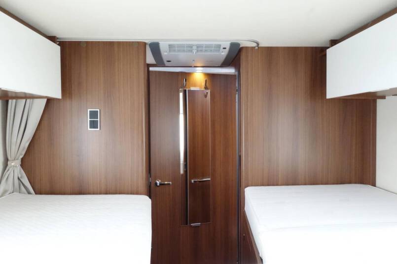 Hymer BMC I 680 9 G AUTOMAAT, 2 aparte bedden 39