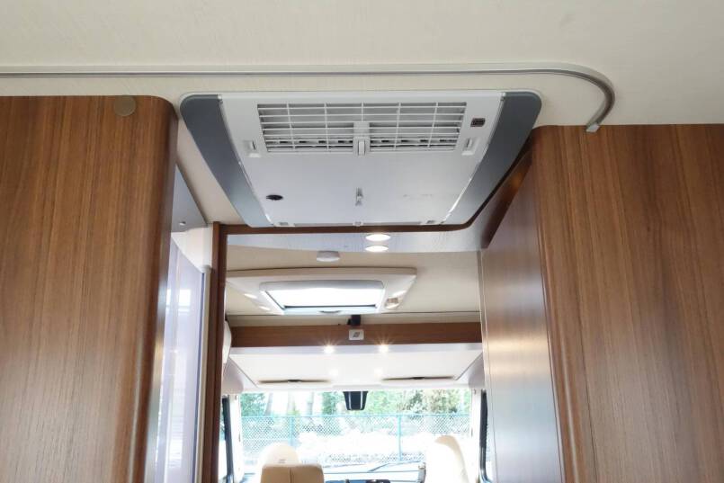 Hymer BMC I 680 9 G AUTOMAAT, 2 aparte bedden 44