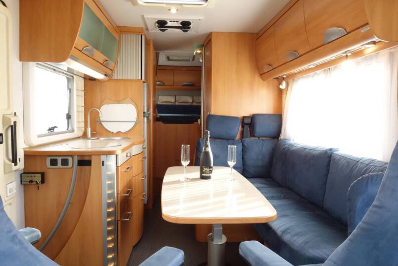 Hymer B 644 G L-zit, grote garage 21