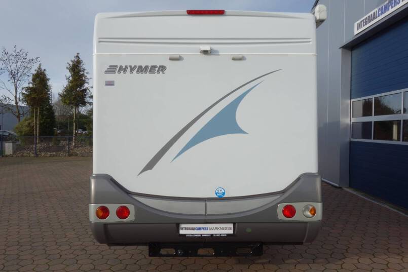 Hymer B 644 G L-zit, grote garage 3
