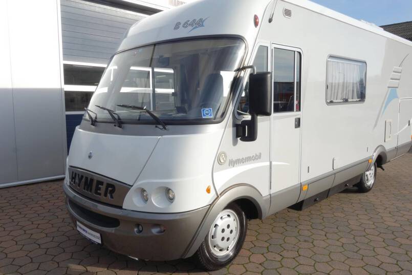 Hymer B 644 G L-zit, grote garage 7