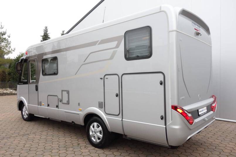 Hymer BMC I 580 9 G AUTOMAAT, Cristal-Zilver, bovenkastjes 5