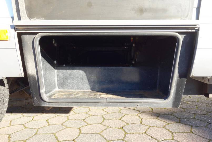 Hymer B 574 Oyster 85, bovenkastjes cabine, uniek! 9