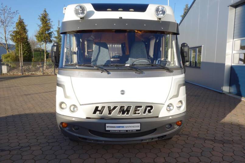 Hymer B 574 Oyster 85, bovenkastjes cabine, uniek! 1