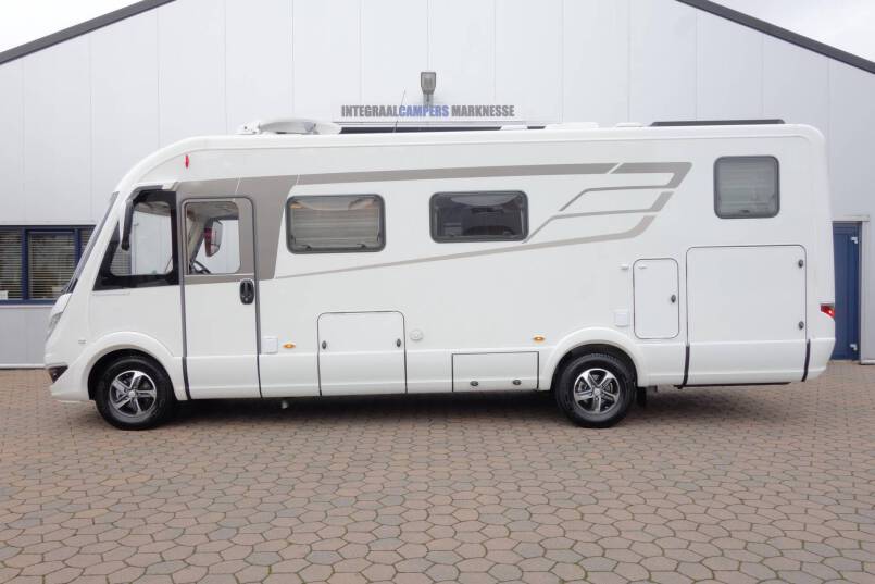 Hymer B 704 SL SupremeLine AUTOMAAT, 180 pk, 2 aparte bedden 2