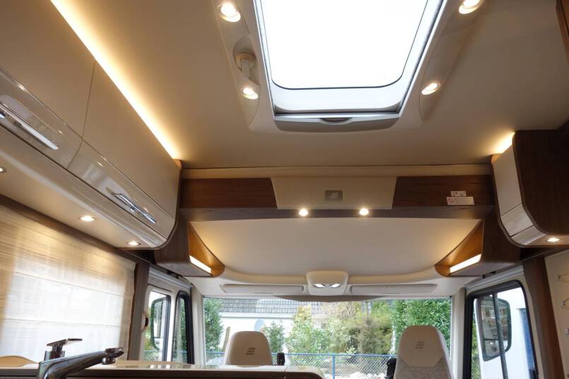 Hymer B 704 SL SupremeLine AUTOMAAT, 180 pk, 2 aparte bedden 49