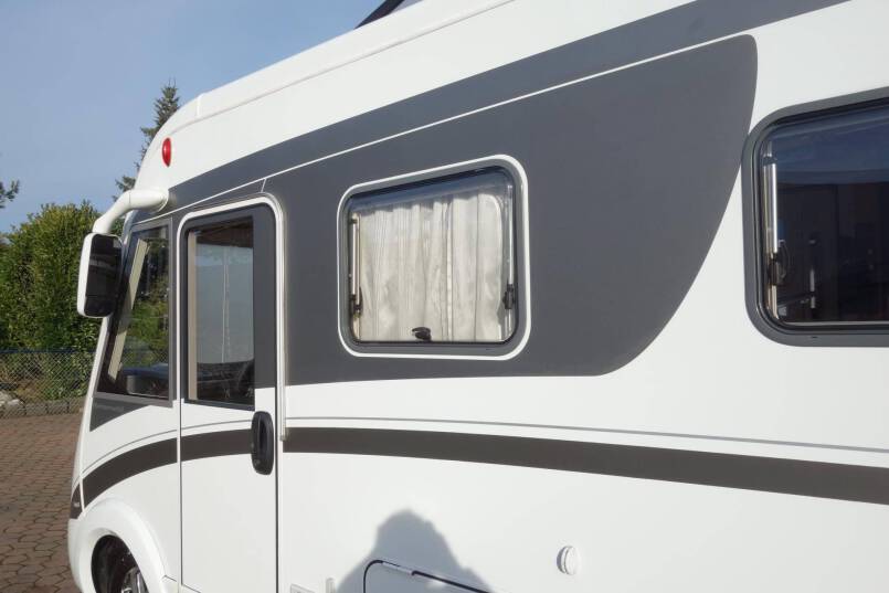Hymer ML I 630  V6 AUTOMAAT, 190 pk, Queensbed 9