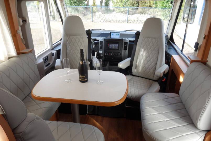 Hymer ML I 630  V6 AUTOMAAT, 190 pk, Queensbed 21