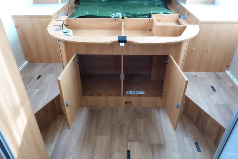 Hymer ML I 630  V6 AUTOMAAT, 190 pk, Queensbed 38