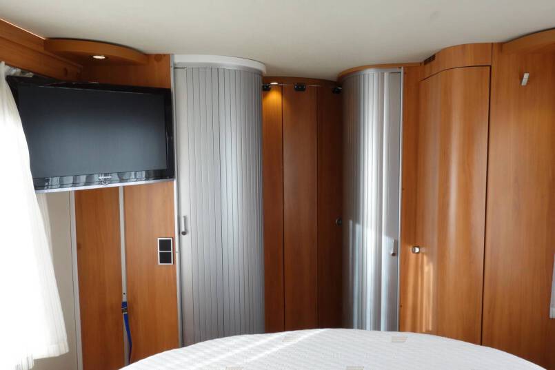 Hymer ML I 630  V6 AUTOMAAT, 190 pk, Queensbed 40