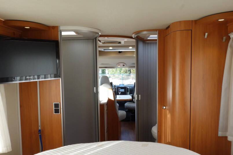 Hymer ML I 630  V6 AUTOMAAT, 190 pk, Queensbed 44