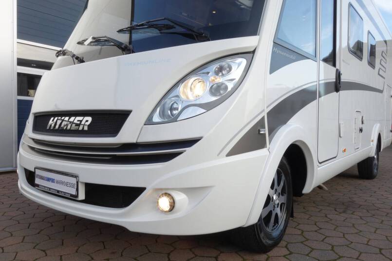 Hymer B 594 PL AUTOMAAT, 180 pk PremiumLine, bovenkastjes cabine 9