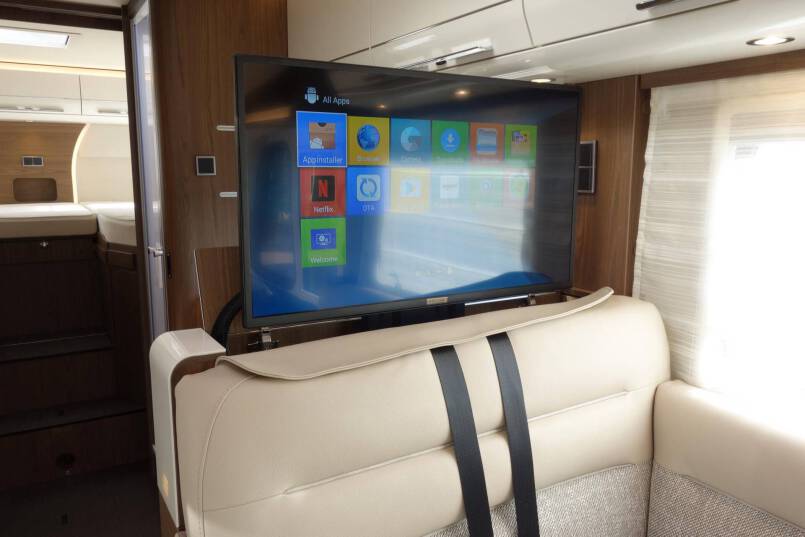 Hymer B 704 SL SupremeLine AUTOMAAT, 180 pk, 2 aparte bedden 23