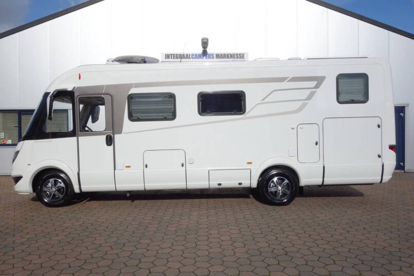 Hymer B 704 SL SupremeLine AUTOMAAT, 180 pk, 2 aparte bedden 2