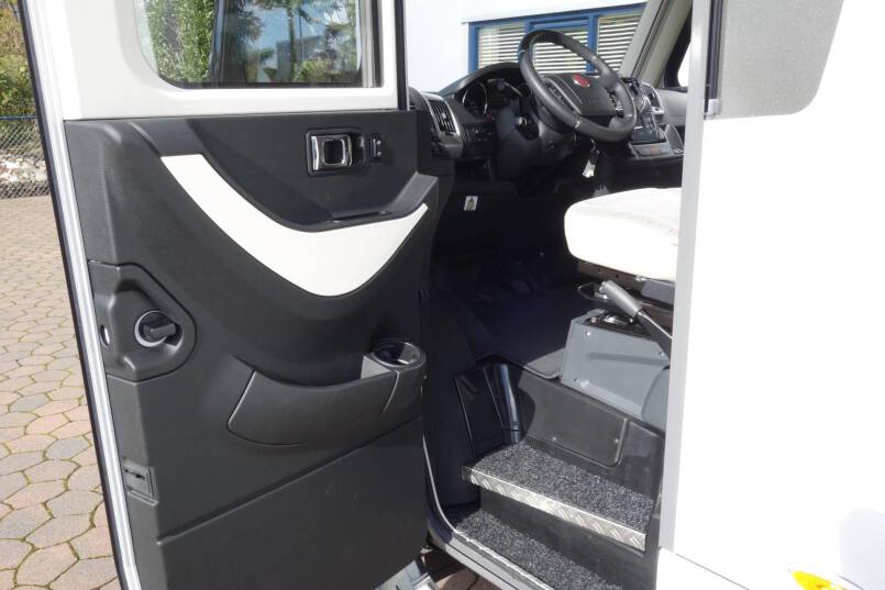 Hymer B 674 SL SupremeLine AUTOMAAT, 180 pk, 2 aparte bedden 19