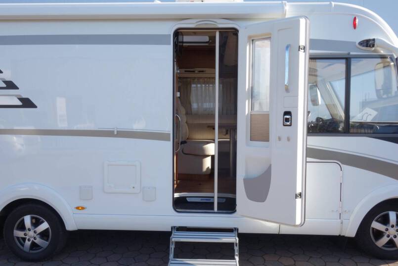 Hymer B 568 PL AUTOMAAT, PremiumLine, 2 aparte bedden, grote garage 11