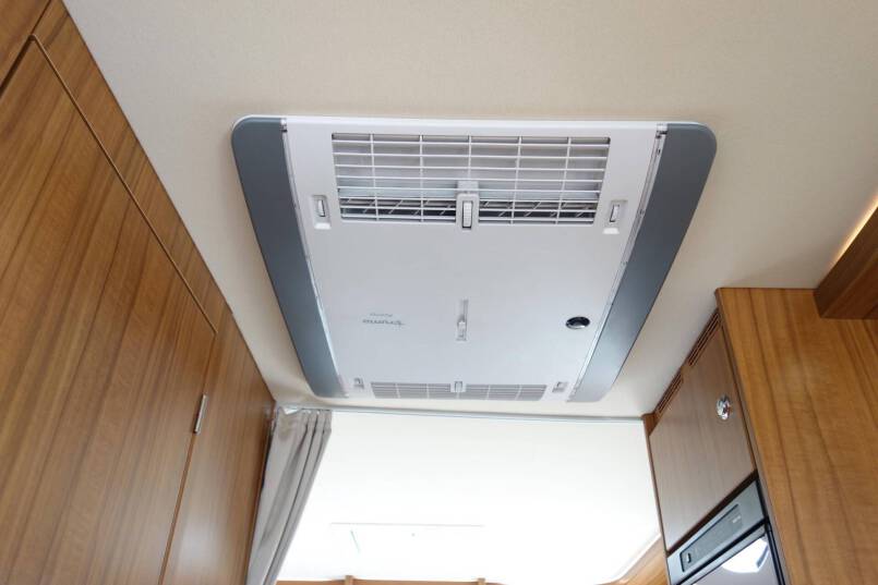 Hymer B 568 PL AUTOMAAT, PremiumLine, 2 aparte bedden, grote garage 30