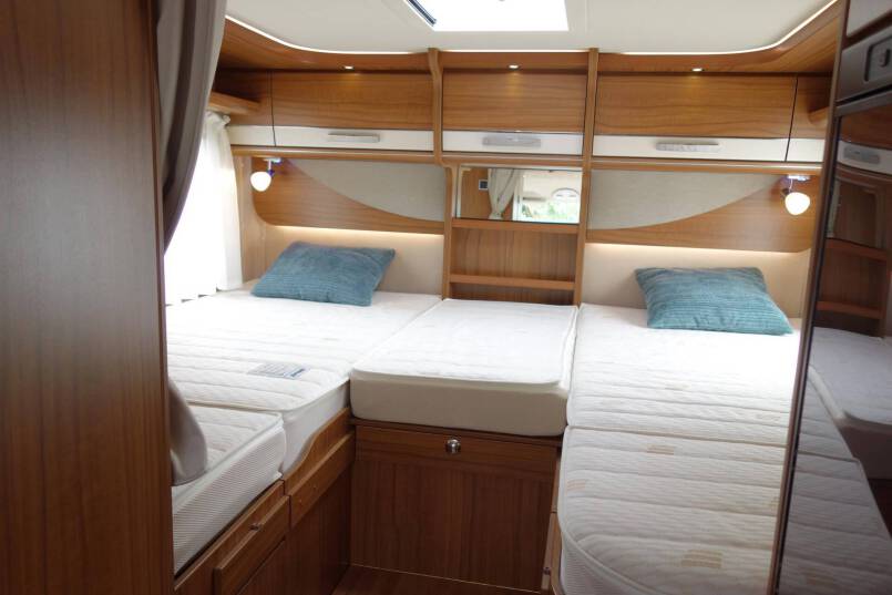 Hymer B 568 PL AUTOMAAT, PremiumLine, 2 aparte bedden, grote garage 31