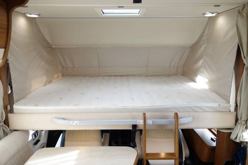 Hymer B 568 PL AUTOMAAT, PremiumLine, 2 aparte bedden, grote garage 40