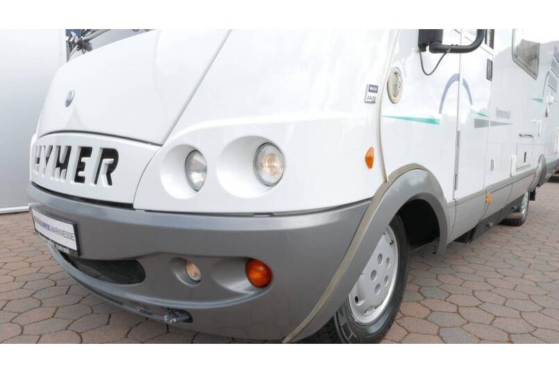 Hymer B 654 AUTOMAAT, Frans bed, bovenkastjes, airco 7