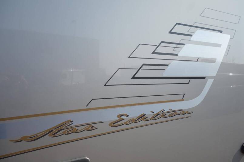 Hymer B 674 SL Star Edition 3.0 jet 177 PK AUTOMAAT, Champagne, 2 aparte bedden, 11
