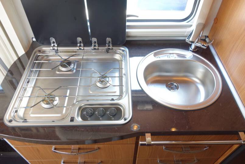 Hymer B 674 SL Star Edition 3.0 jet 177 PK AUTOMAAT, Champagne, 2 aparte bedden, 35