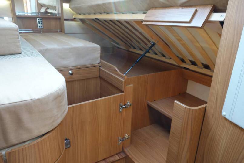 Hymer B 674 SL Star Edition 3.0 jet 177 PK AUTOMAAT, Champagne, 2 aparte bedden, 39